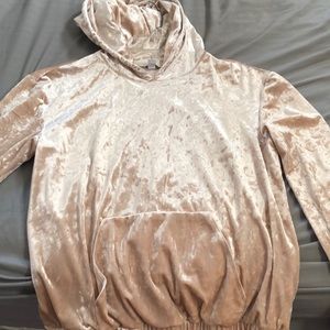 Pink velvet material hoodie! 💕